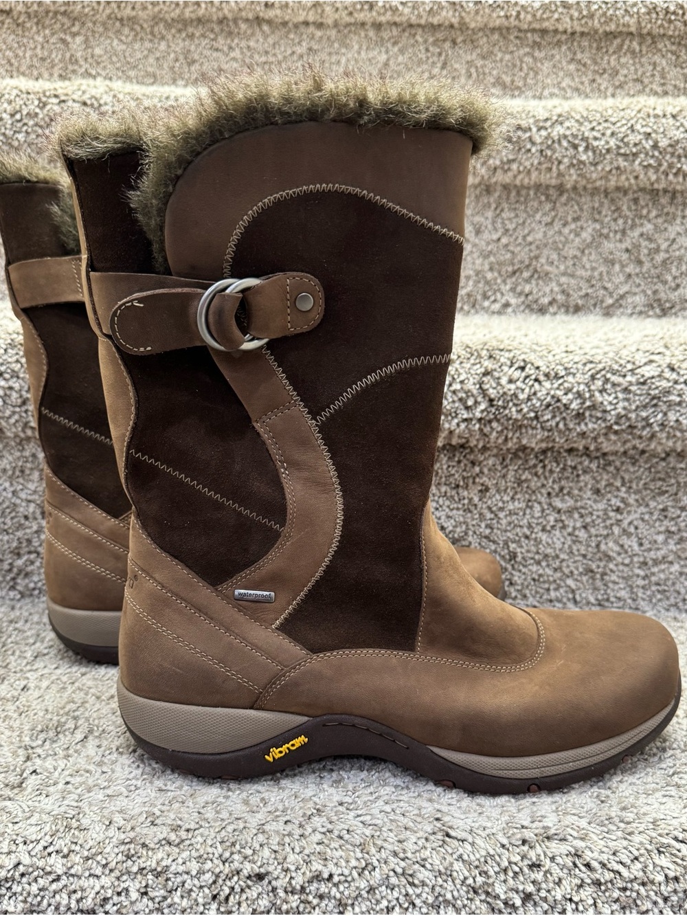 Dansko Women’s Brown Leather Faux Fur Waterproof Boots Vibram Sz 42 (US 10)